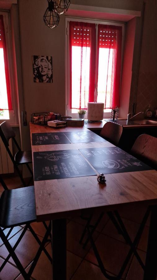 Beautiful Apartament On The Outskirts Of Rome Barbara Casa Vacanza Roma Portuense Екстериор снимка